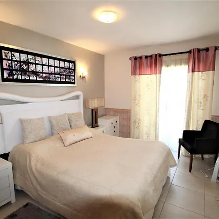 T3 Praia Da Rocha/ River View Penthouse פורטימאו